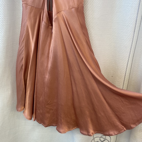 Revolve Backless Cut Out Rose Gold Pink Summer Dress - Picture 7 of 9